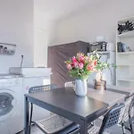 Charming Flat Next To Montparnasse